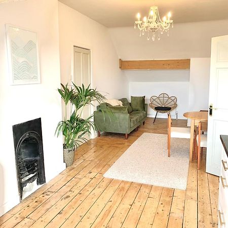 Escape To Lytham St Annes Apartment Exterior photo